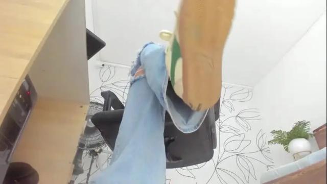 Image 8 of alma_fenix Stream on Chaturbate on 13 days ago
