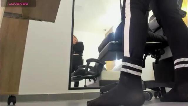 Image 7 of alma_fenix Stream on Chaturbate on 1 month ago