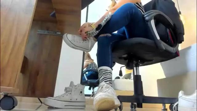 Image 10 of alma_fenix Stream on Chaturbate on 1 month ago