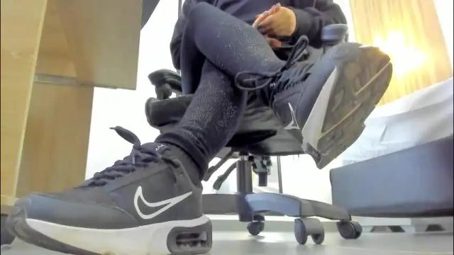 Image 8 of alma_fenix Stream on Chaturbate on 1 month ago