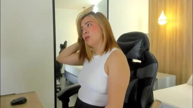 Image 8 of alma_fenix Stream on Chaturbate on 17 days ago