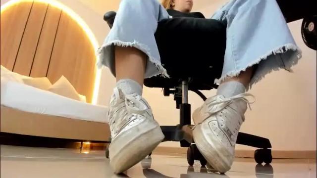 Image 6 of alma_fenix Stream on Chaturbate on 25 days ago