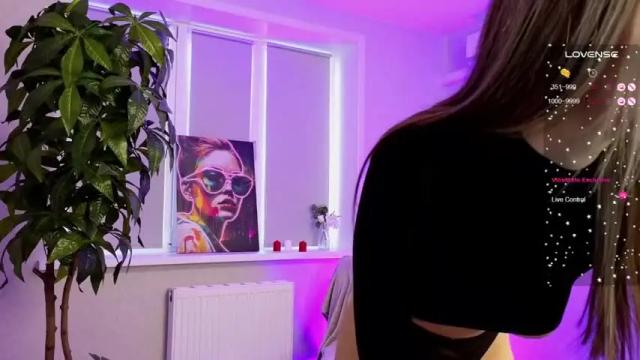 Image 12 of alma_gray Stream on Chaturbate on 17 months ago