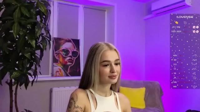 Thumbnail 2, alma_gray's Stream at Chaturbate, 17 months ago
