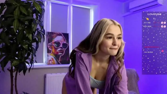 Thumbnail 1, alma_gray's Stream at Chaturbate, 17 months ago