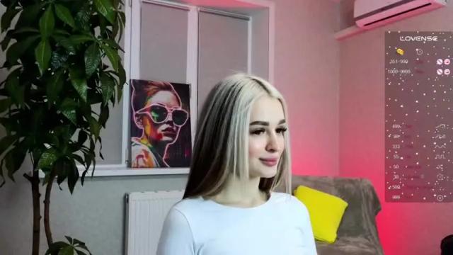 Image 6 of alma_gray Stream on Chaturbate on 17 months ago