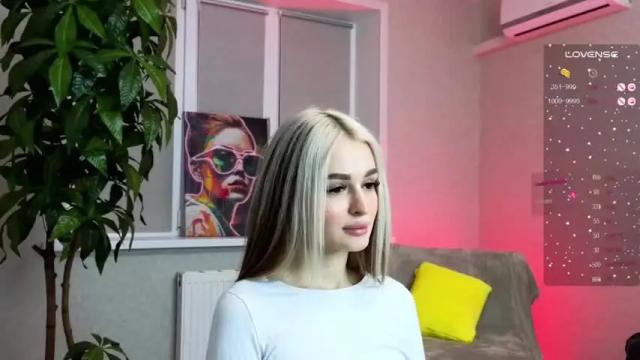 Image 7 of alma_gray Stream on Chaturbate on 17 months ago