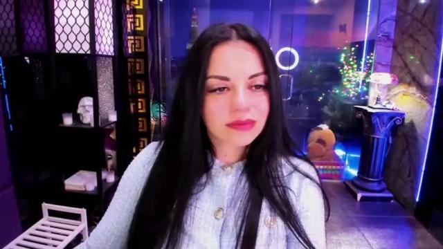 Image 8 of alma_pearl Stream on Chaturbate on 12 months ago