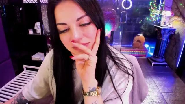 Image 12 of alma_pearl Stream on Chaturbate on 12 months ago