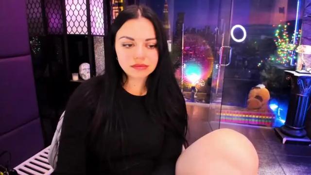 Image 2 of alma_pearl Stream on Chaturbate on 28 days ago