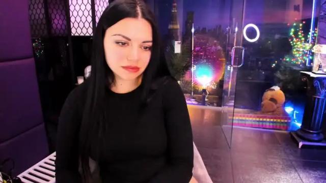 Image 3 of alma_pearl Stream on Chaturbate on 28 days ago