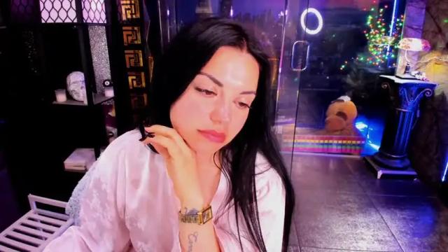 Image 11 of alma_pearl Stream on Chaturbate on 1 month ago