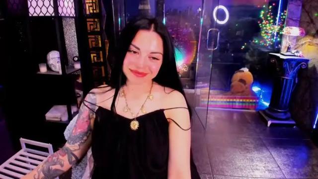Image 2 of alma_pearl Stream on Chaturbate on 1 month ago