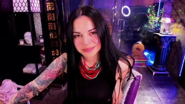 Image 3 of alma_pearl Stream on Chaturbate on 1 month ago