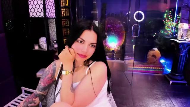 Image 3 of alma_pearl Stream on Chaturbate on 1 month ago