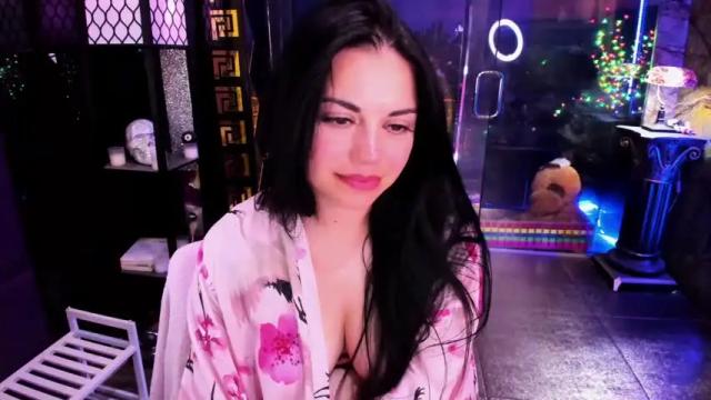 Image 7 of alma_pearl Stream on Chaturbate on 21 days ago