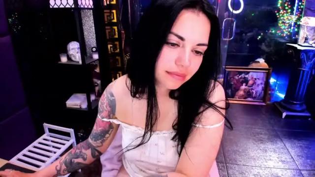 Image 7 of alma_pearl Stream on Chaturbate on 17 days ago