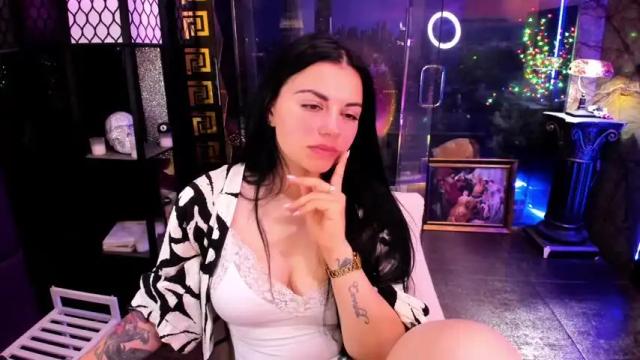 Image 2 of alma_pearl Stream on Chaturbate on 10 days ago