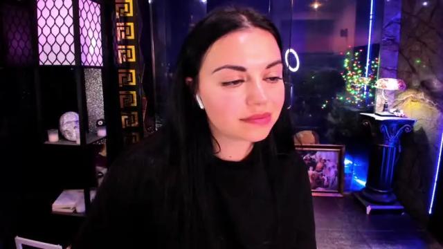 Image 7 of alma_pearl Stream on Chaturbate on 4 days ago