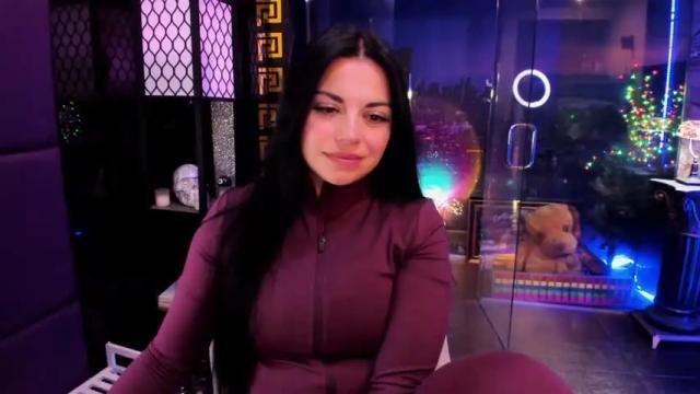 Image 2 of alma_pearl Stream on Chaturbate on 1 month ago