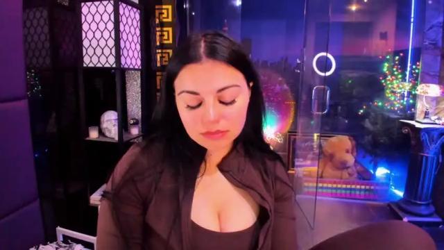 Image 10 of alma_pearl Stream on Chaturbate on 1 month ago