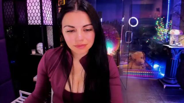 Image 7 of alma_pearl Stream on Chaturbate on 1 month ago