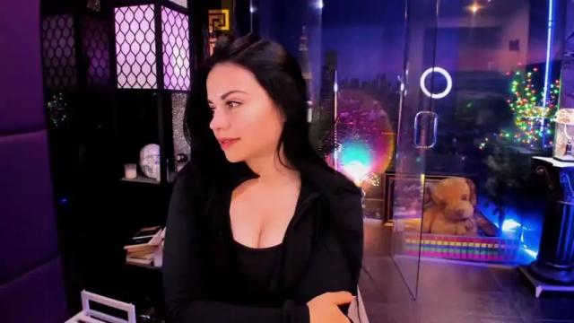 Image 10 of alma_pearl Stream on Chaturbate on 1 month ago