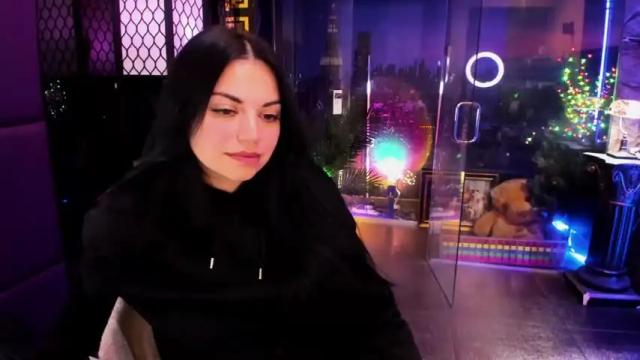 Image 11 of alma_pearl Stream on Chaturbate on 13 days ago