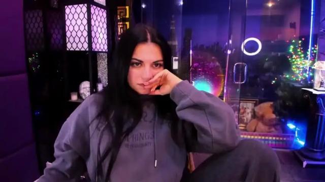 Image 10 of alma_pearl Stream on Chaturbate on 10 days ago