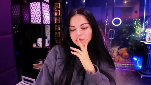 Image 7 of alma_pearl Stream on Chaturbate on 10 days ago