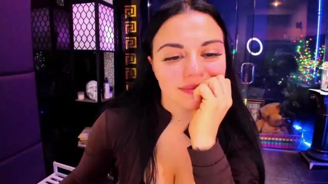 Image 8 of alma_pearl Stream on Chaturbate on 1 month ago