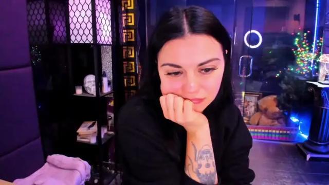 Image 7 of alma_pearl Stream on Chaturbate on 1 month ago