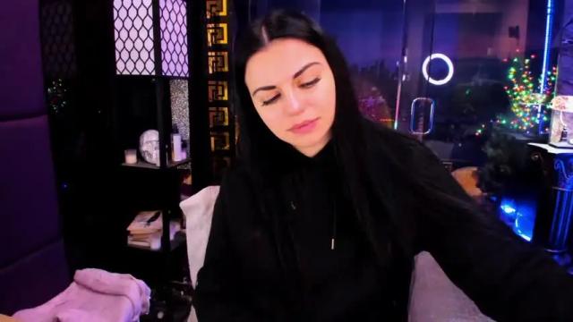 Image 2 of alma_pearl Stream on Chaturbate on 1 month ago