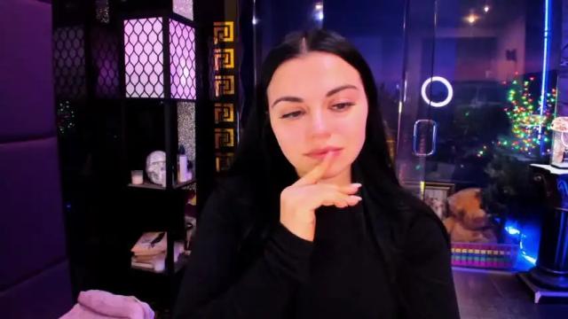 Image 10 of alma_pearl Stream on Chaturbate on 1 month ago