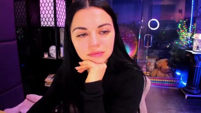 Image 2 of alma_pearl Stream on Chaturbate on 1 month ago