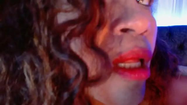 Image 8 of alma_sexyy Stream on Chaturbate on 13 months ago