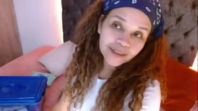 Image 11 of alma_sexyy Stream on Chaturbate on 1 month ago