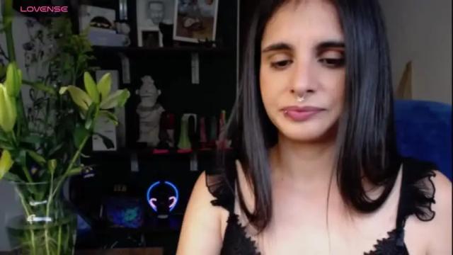 Image 6 of alma_sweet Stream on Chaturbate on 2 months ago