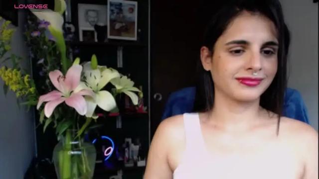 Image 2 of alma_sweet Stream on Chaturbate on 2 months ago