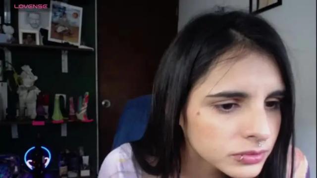 Image 3 of alma_sweet Stream on Chaturbate on 1 month ago