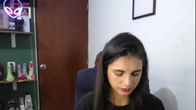 Image 10 of alma_sweet Stream on Chaturbate on 1 day ago