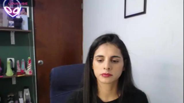 Image 3 of alma_sweet Stream on Chaturbate on 1 day ago