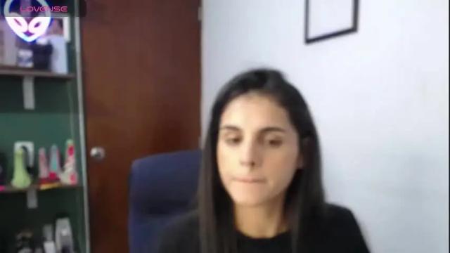 Image 4 of alma_sweet Stream on Chaturbate on 1 day ago