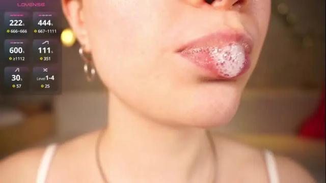 Image 12 of alma_yammy Stream on Chaturbate on 1 month ago