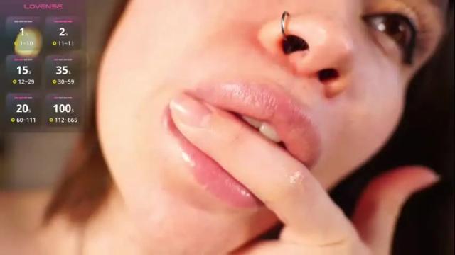 Image 6 of alma_yammy Stream on Chaturbate on 8 days ago