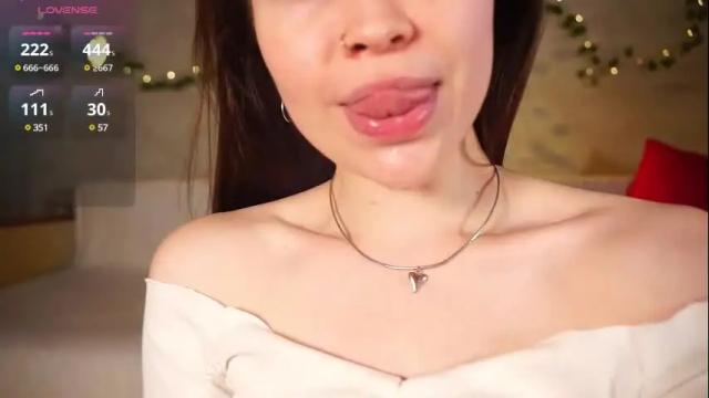 Image 8 of alma_yammy Stream on Chaturbate on 8 days ago