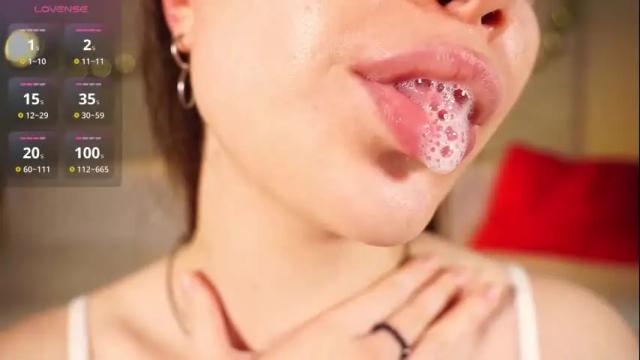 Image 2 of alma_yammy Stream on Chaturbate on 7 days ago