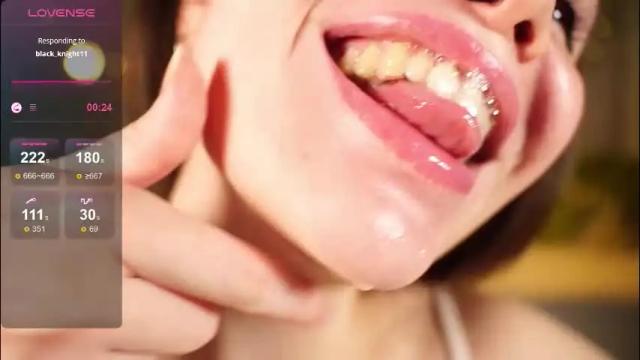 Image 3 of alma_yammy Stream on Chaturbate on 2 months ago