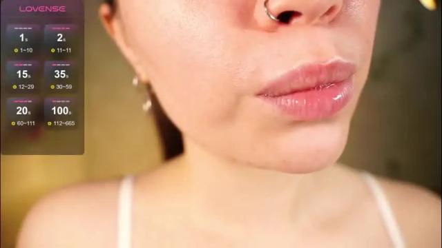 Image 6 of alma_yammy Stream on Chaturbate on 1 month ago