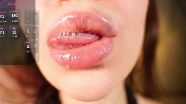 Image 4 of alma_yammy Stream on Chaturbate on 1 month ago